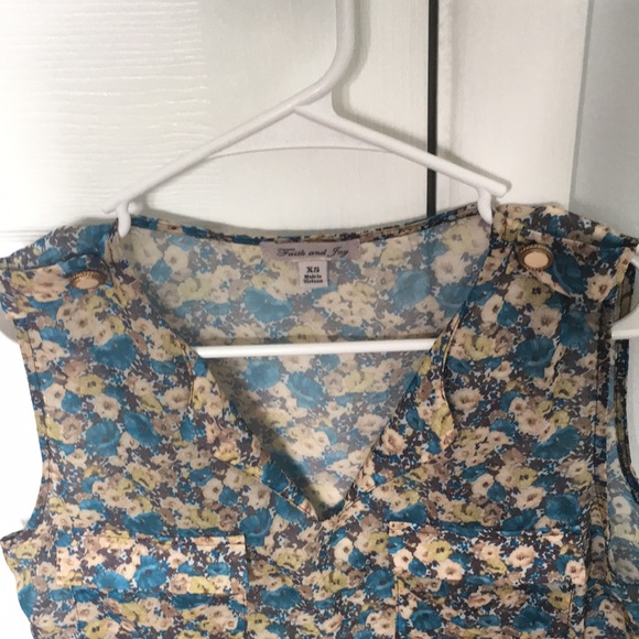 FAITH AND JOY Blue Floral Sleeveless Blouse XS - Picture 4 of 9
